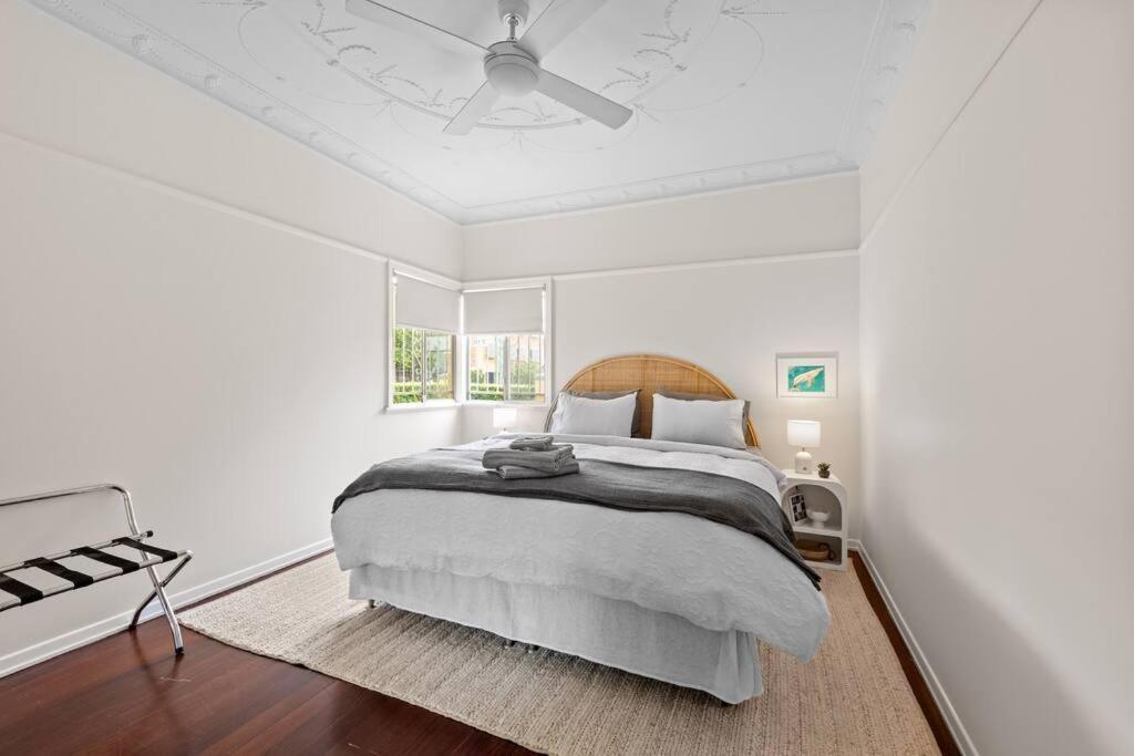 בריסביין Quiet & Bright Art Deco Apartment By New Farm Park מראה חיצוני תמונה