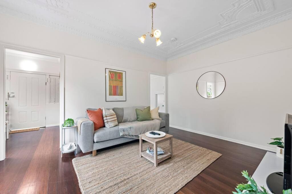 בריסביין Quiet & Bright Art Deco Apartment By New Farm Park מראה חיצוני תמונה